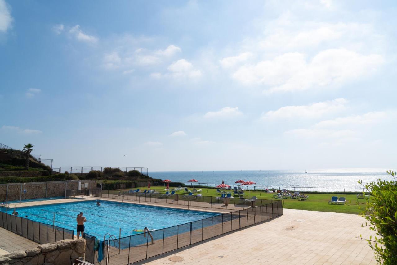 Sea View Stylish 1Br With Balcony By Beachfront Stay Herzelia المظهر الخارجي الصورة